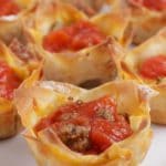 Easy Mini Wonton Taco Cups – Best Homemade Taco Recipe – Finger Food – Appetizers – Snacks – Party Food – Quick – Simple