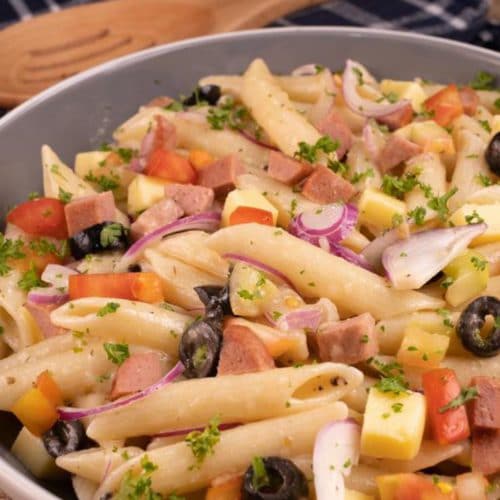 Easy Pasta Salad – Best Homemade Italian Pasta Salad Recipe – {Easy} Lunch – Dinner – Snacks – Side Dishes – Quick – Simple