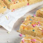 Easy Cake Mix Blondies – BEST Cake Mix Recipe – Snacks – Desserts – Party Food