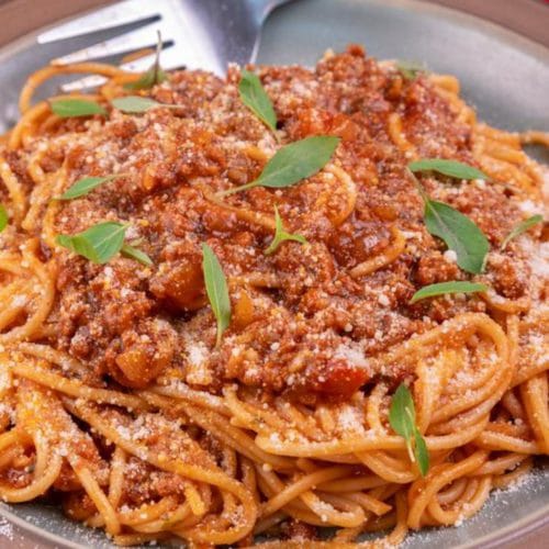 Easy Pasta Bolognese – Best Ground Beef Pasta Recipe – Dinner – Lunch – Quick – Simple