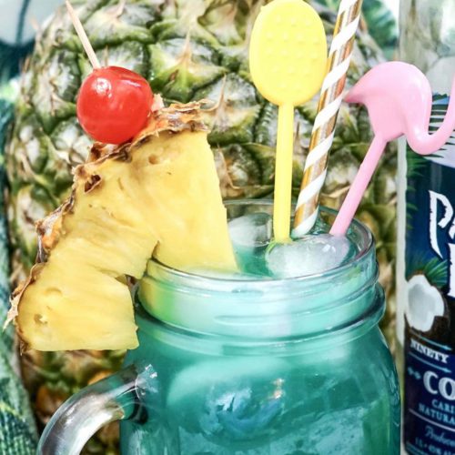 Alcoholic Drinks – BEST Blue Hawaiian Cocktail Recipe – Easy and Simple Vodka - Rum Mixed Drink